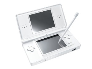 nintendo ds lite white 300x225 [Guida] Modifica Nintendo DS