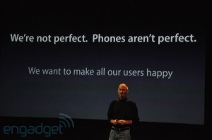 happy user 300x199 iPhone 4   Conferenza stampa   La verità di Apple sulla ricezione!