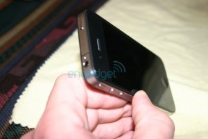 iphone4front2 300x200 Aggiornamento iOS 4.1 iPhone, non risolve problema ricezione