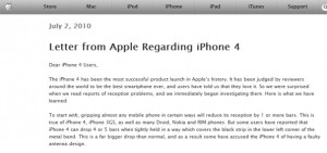letter-apple-iphone4 letter apple iphone4 300x141 Problemi di ricezione iPhone 4: Ecco la posizione di Apple