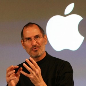 steve jobs 300x300 Steve Jobs era a conoscenza dei problemi di ricezione di iPhone 4!
